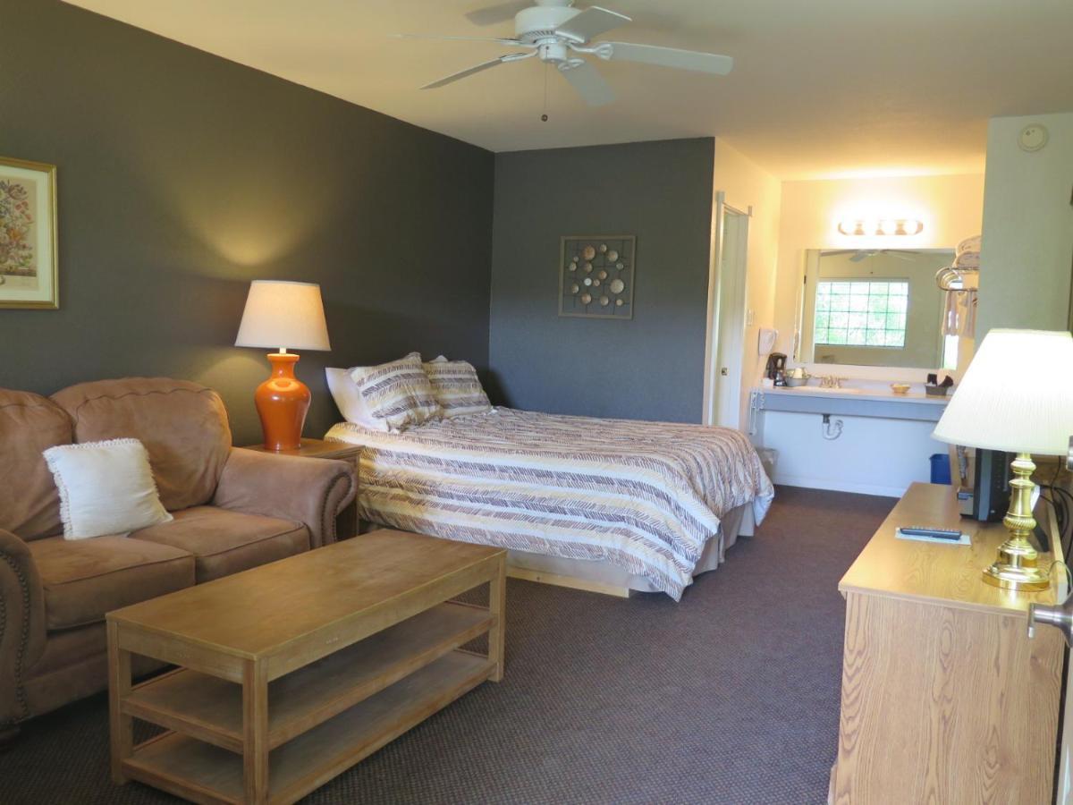 Wimberley Inn & Bar Εξωτερικό φωτογραφία